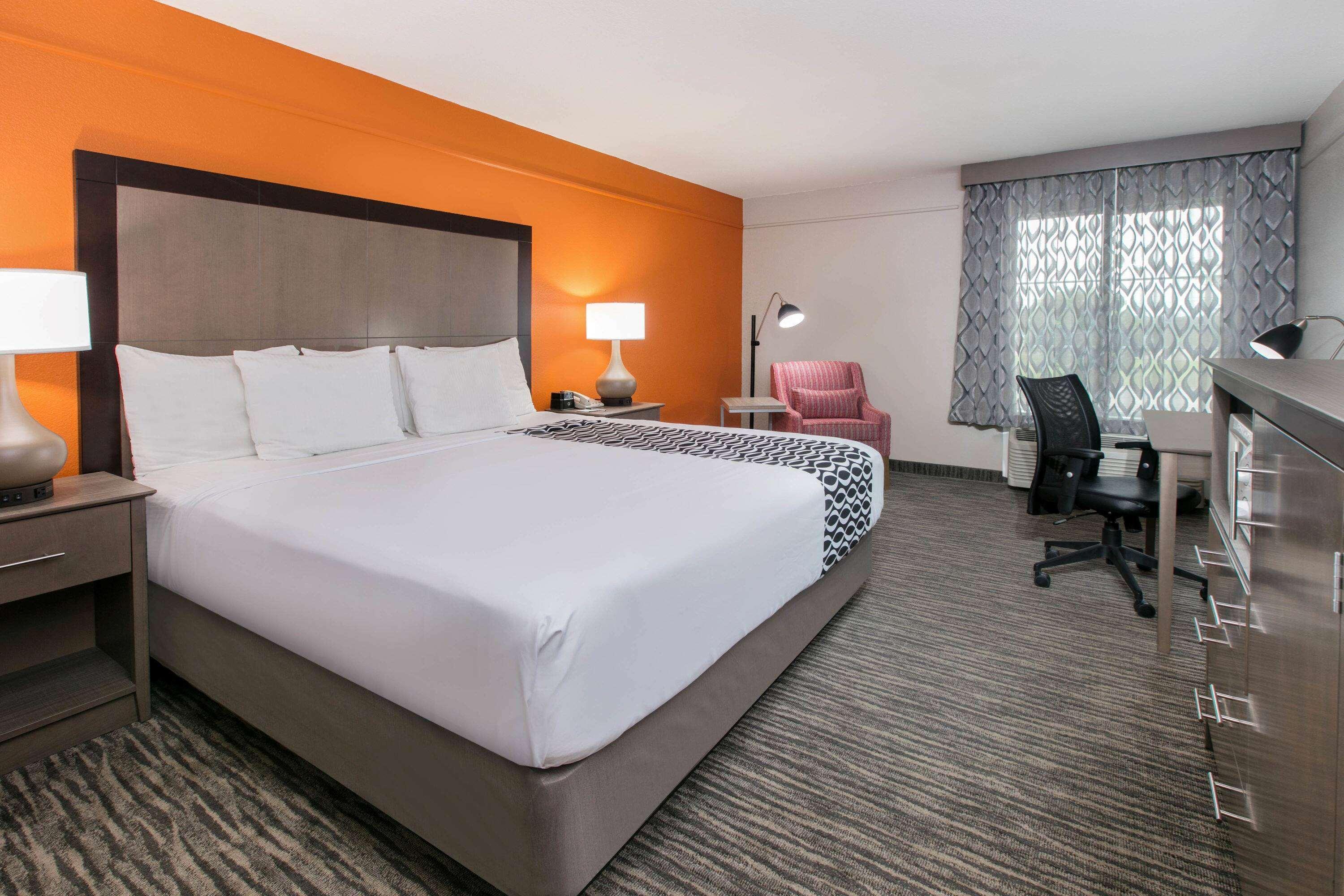 La Quinta By Wyndham Fredericksburg Hotel Eksteriør billede