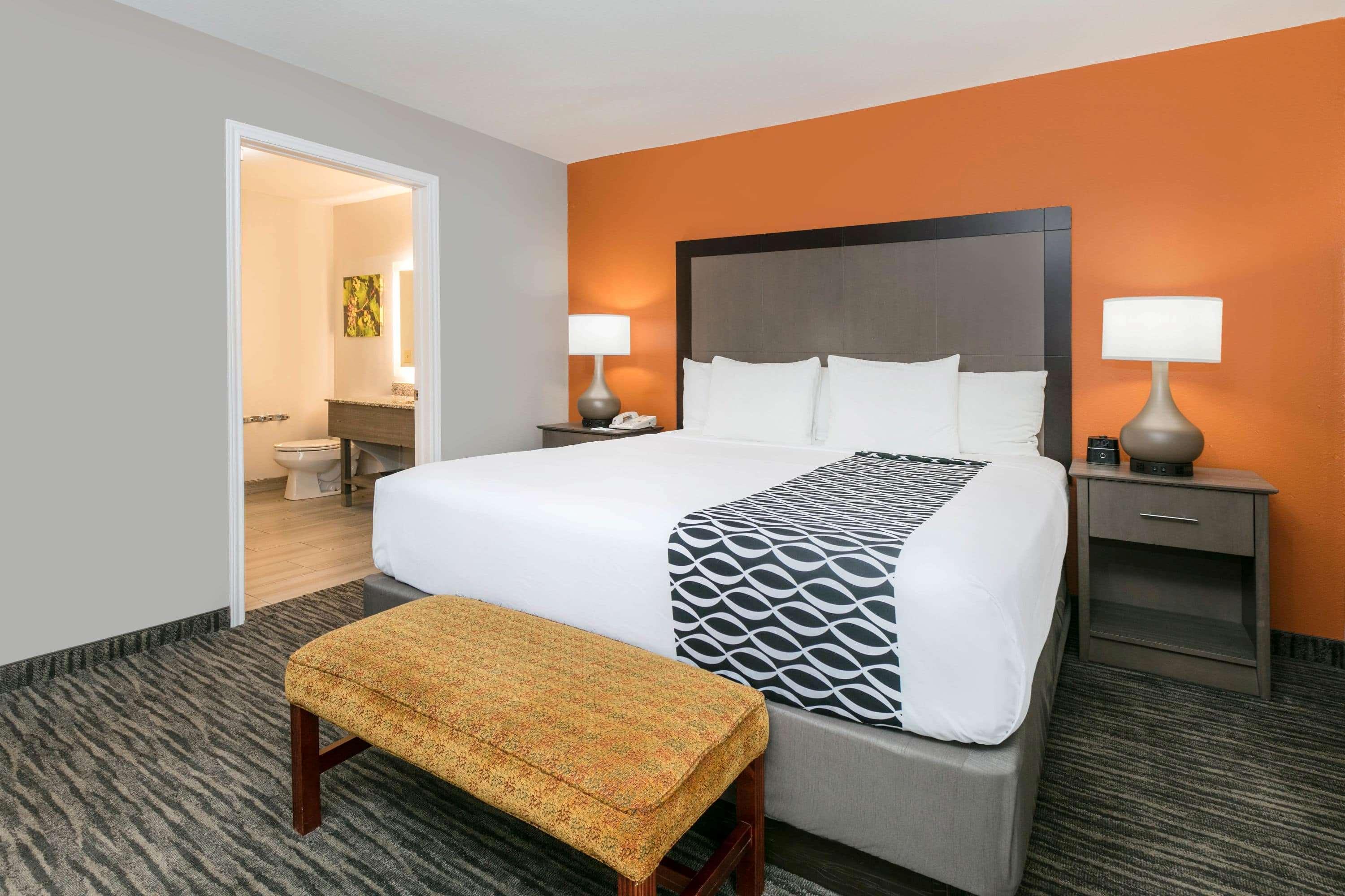 La Quinta By Wyndham Fredericksburg Hotel Eksteriør billede