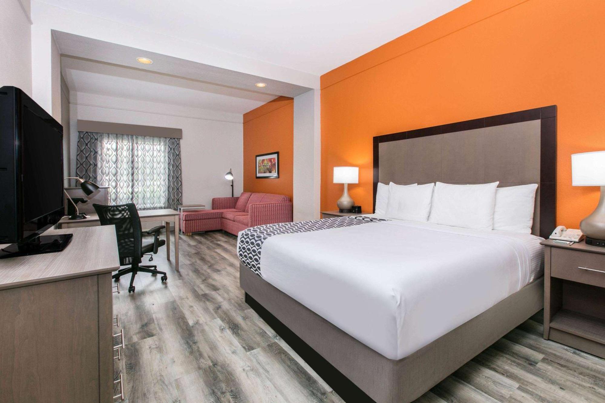 La Quinta By Wyndham Fredericksburg Hotel Eksteriør billede